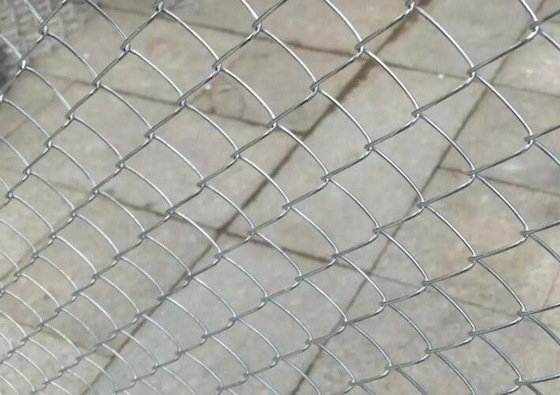 5m tot 30m Gegalvaniseerde pvc Met een laag bedekte Kettingsverbinding Mesh For Fence Rust Resistance