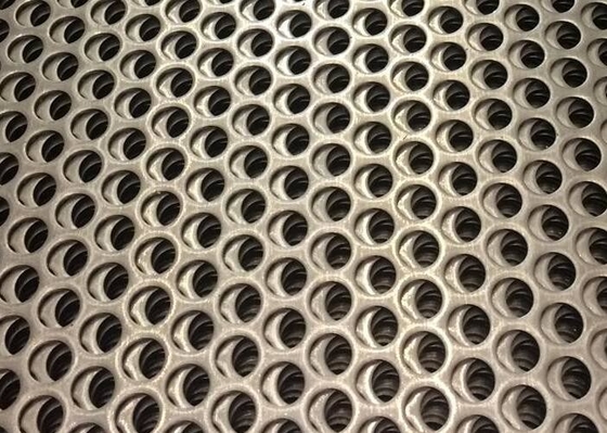 Hd galvaniseerde Geperforeerd Metaal Mesh Corrosion Resistance 30m Lengte